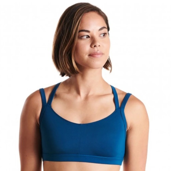 oiselle Other - Oiselle Strappy sports bra. Tagged size 8